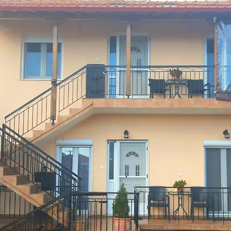 شقة Bakiras House