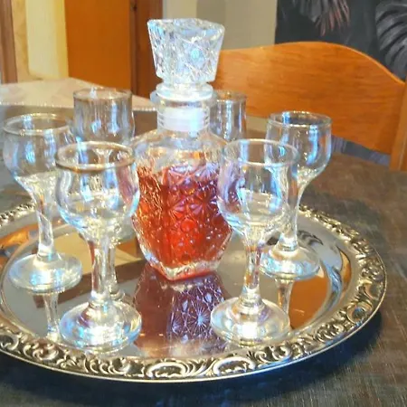 Апартаменты Bakiras House Сикия