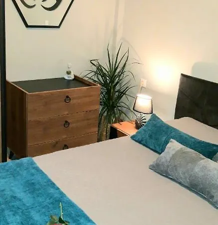 Bakiras House Апартаменты